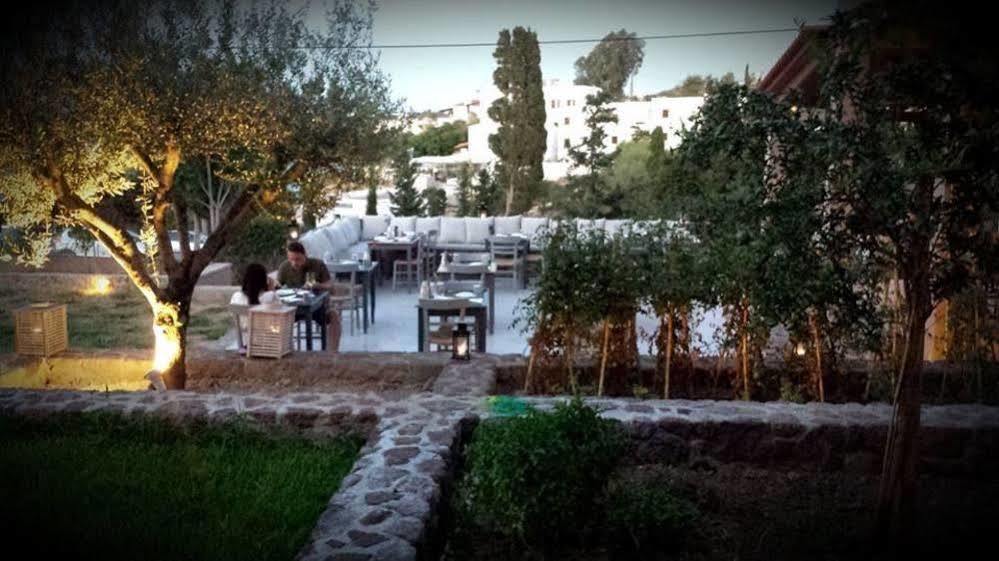 Xanthippi Hotel Souvala Exterior photo